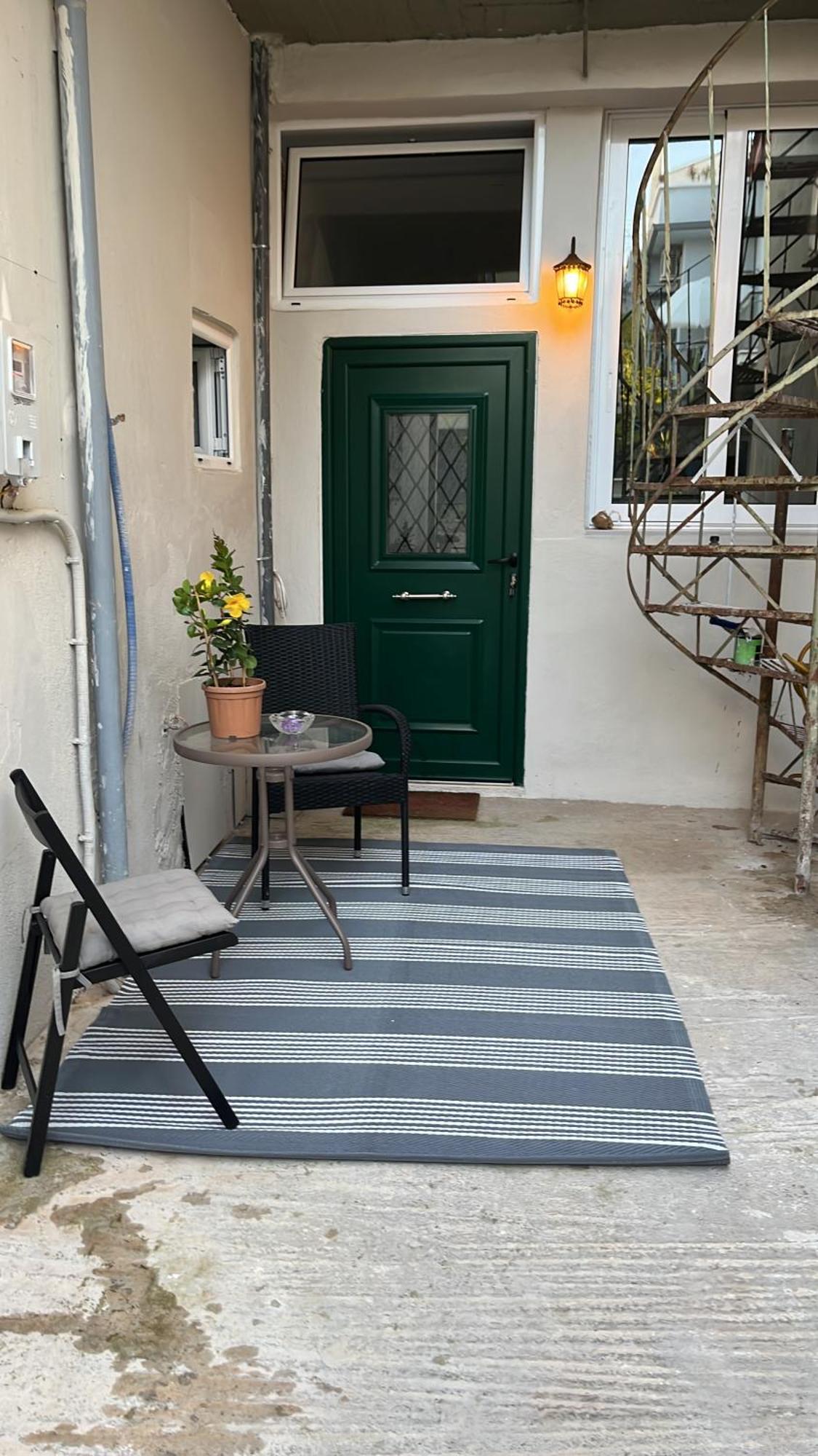 Noa - Designed Garden Studio In The City Center Kalamata Exterior foto